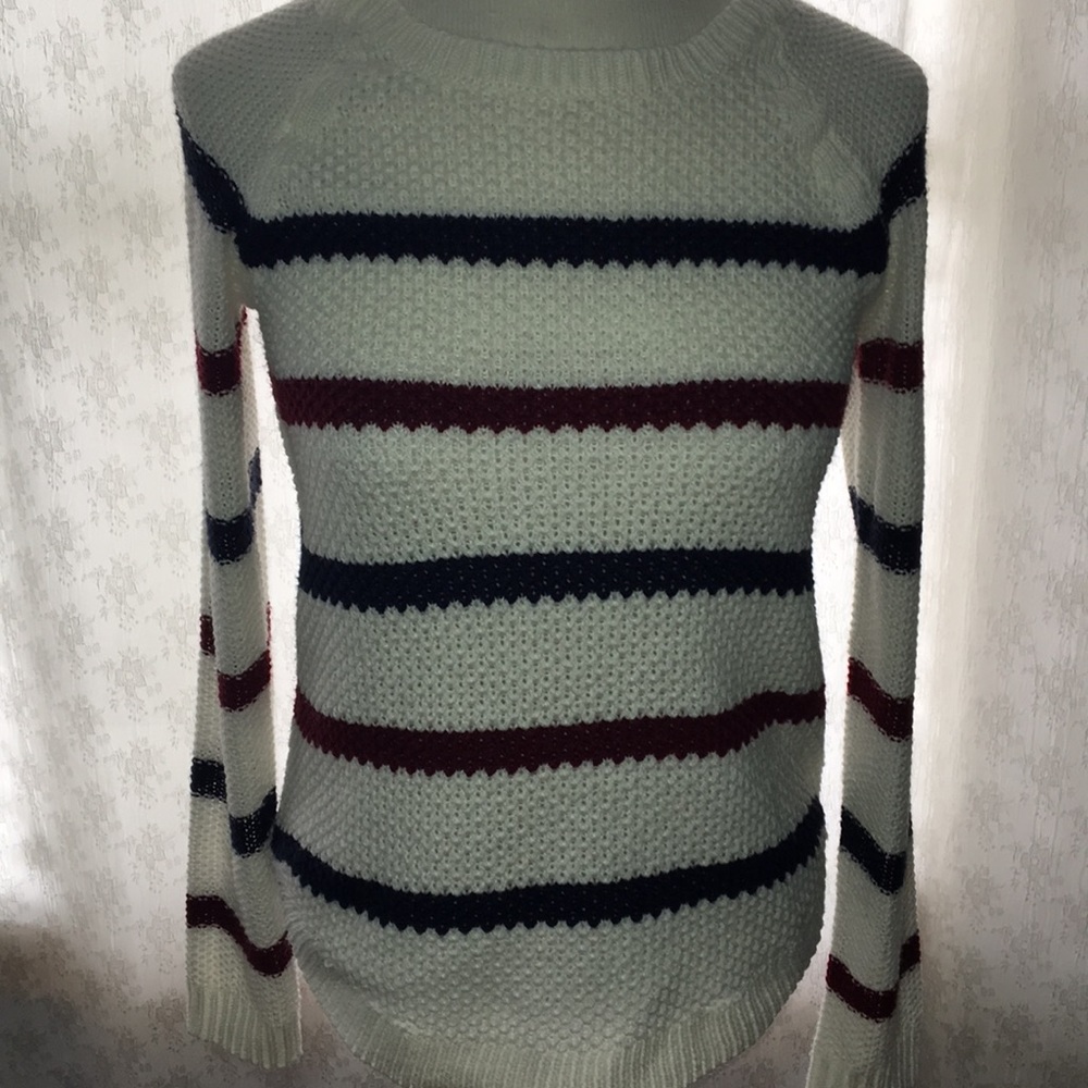 SO Sweatshirt/ pullover EUC